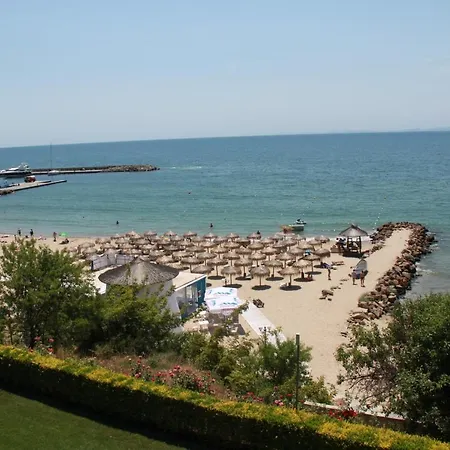 Bademite アパート