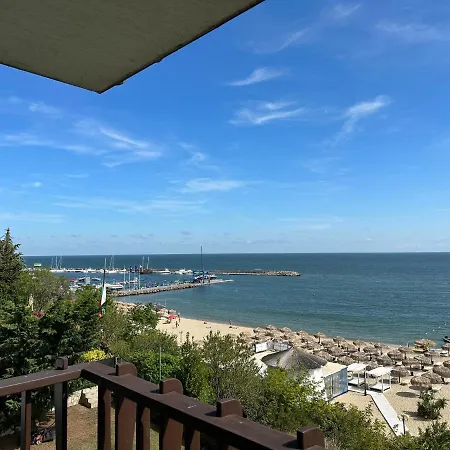 Bademite * スヴェティ・ヴラス